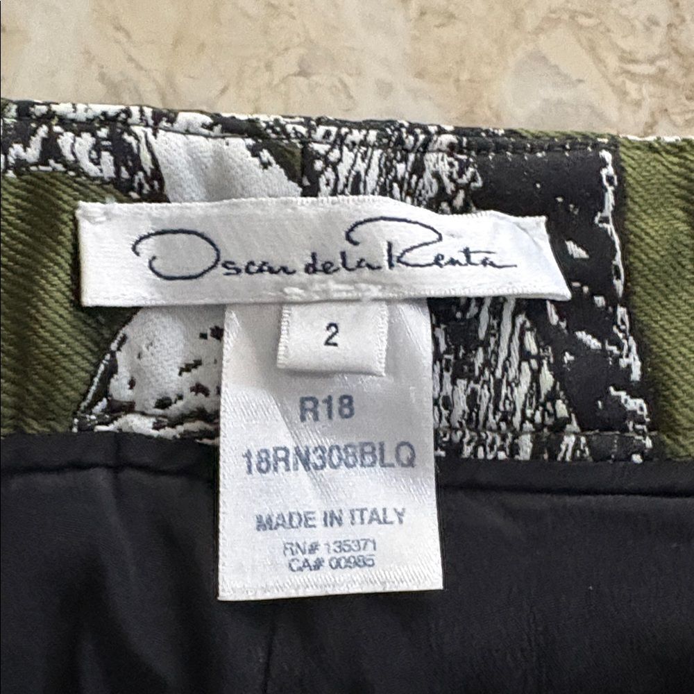 Oscar de la Renta Abstract Botanical Print 100% Silk Lined Slim Dress Pants - Picture 8 of 11